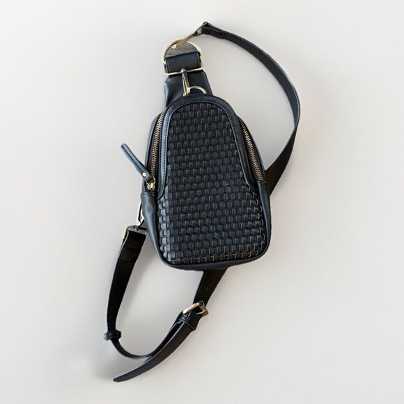 Anthropologie Handbags - Anthropologie Urban Originals Liberty Black Woven Sling Bag CrossBody Purse Trav